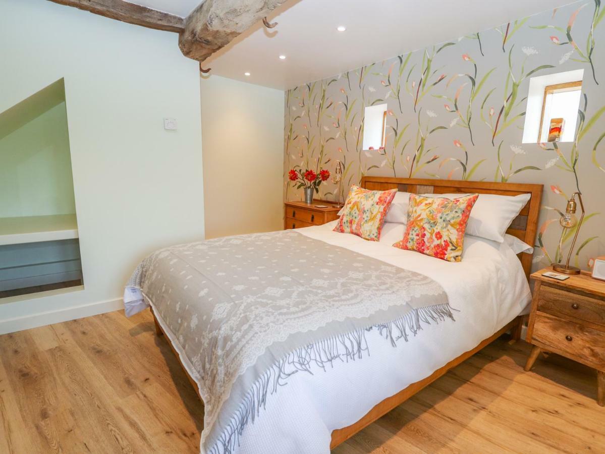 The Tractor Shed Villa Oswestry Exterior photo